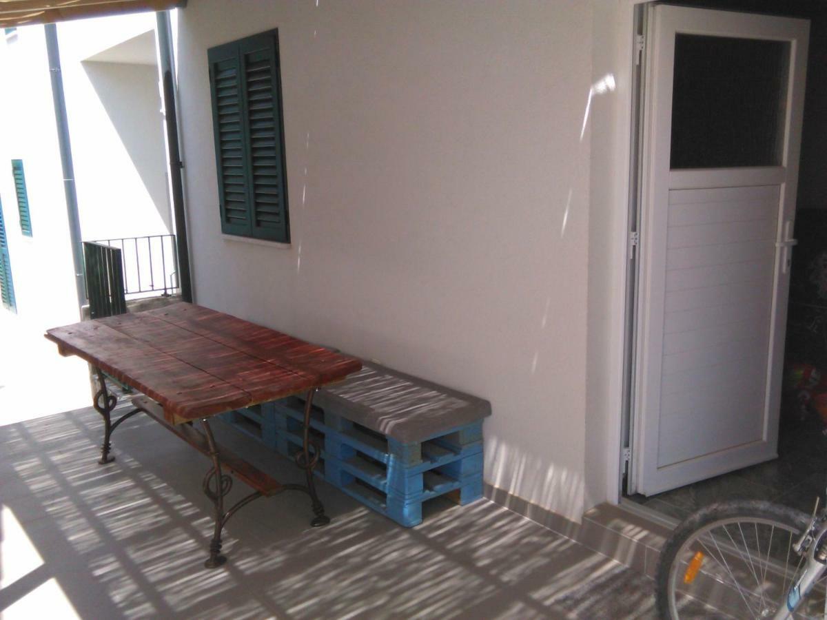Apartment More Sumartin Dış mekan fotoğraf